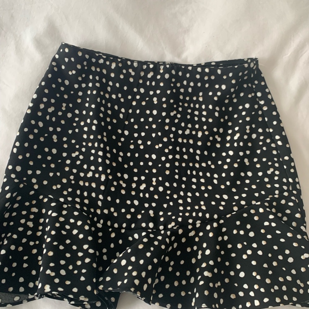 Banana republic polka dot skirt size 4